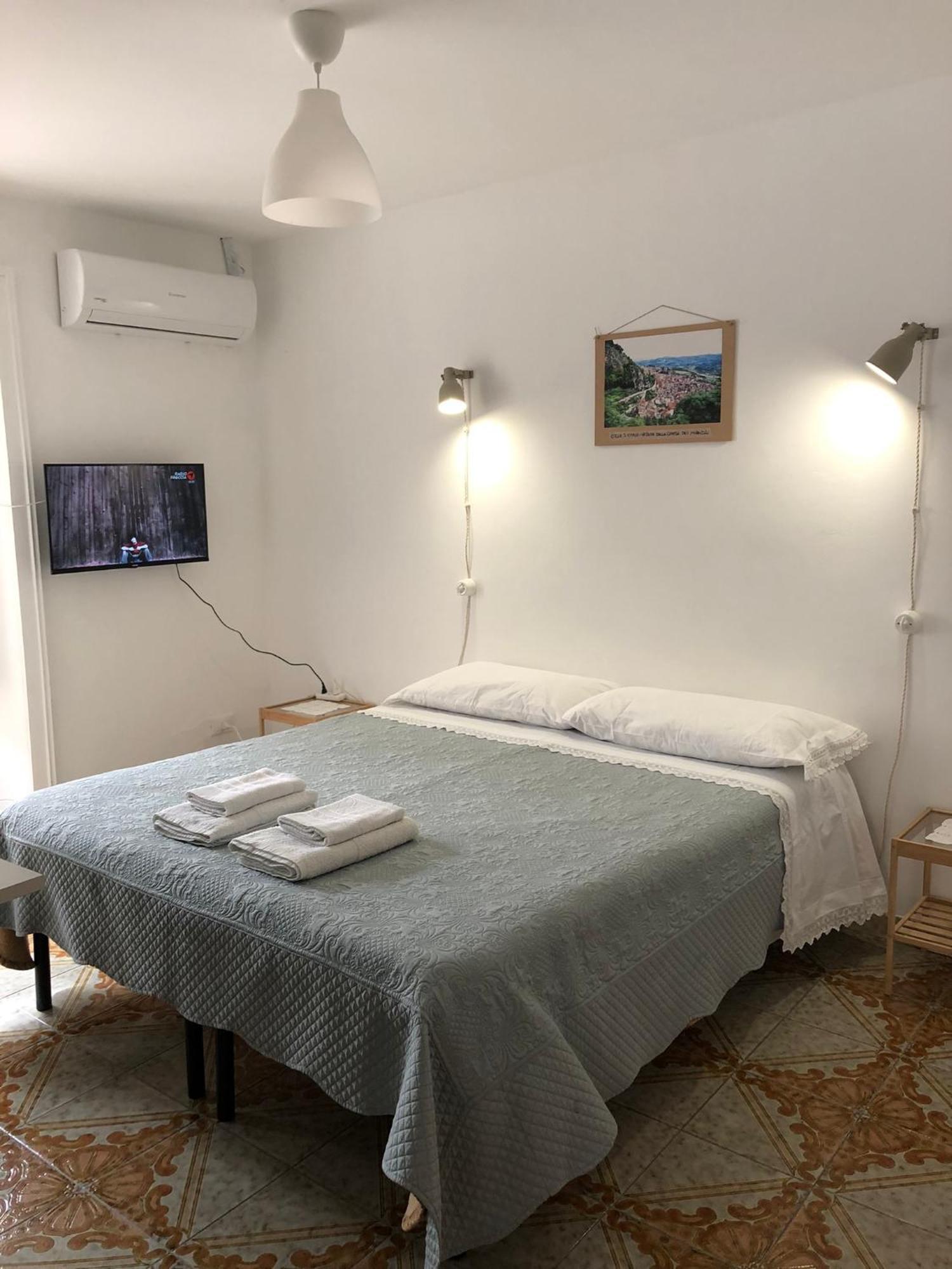 Casa Paradiso Castronuovo di Sicilia Eksteriør billede