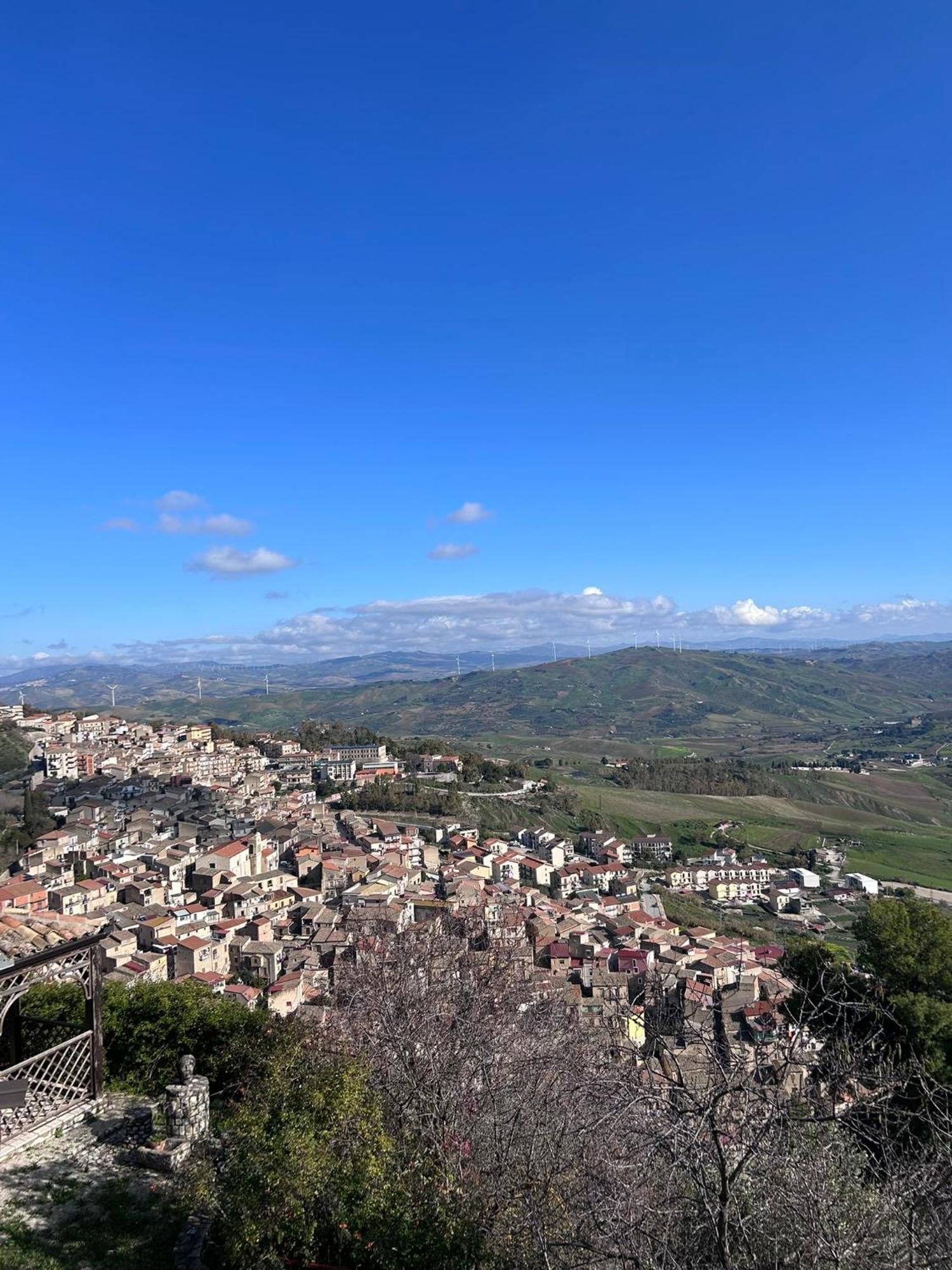 Casa Paradiso Castronuovo di Sicilia Eksteriør billede